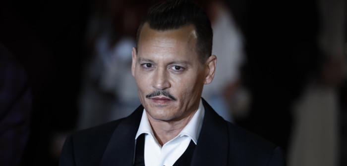 Johnny Depp demanda a Amber Heard por difamación y la acusa de serle infiel a un mes de casarse