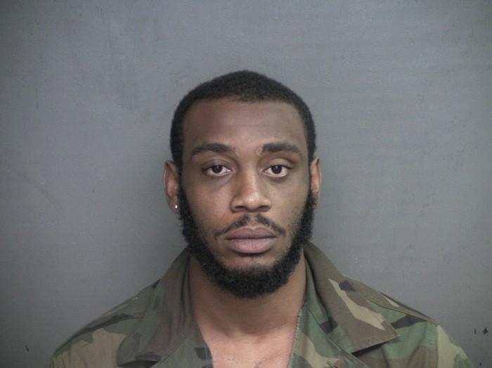 Madre descubrió a su novio abusando de su hija de 5 años: lo atacó con una espada en Georgia