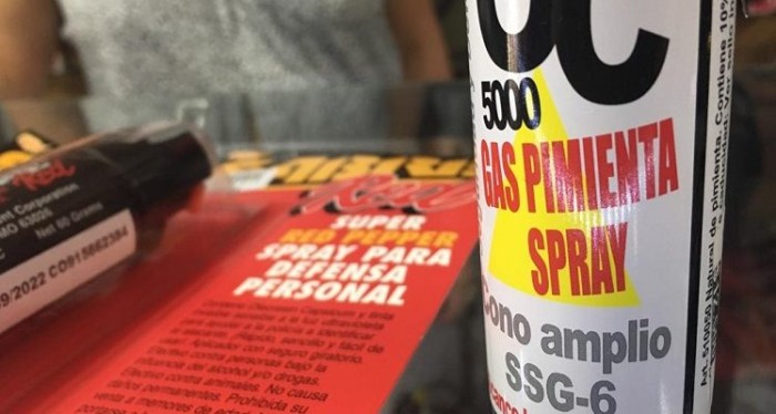 Tras denuncias contra Nido aumenta la venta de gas pimienta: ¿Qué hacer para portarlo?