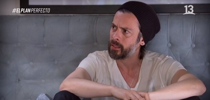 ¿Un vínculo? Gesto de Marco y su característico gorro en 'Pacto de Sangre' sacó risas en Twitter