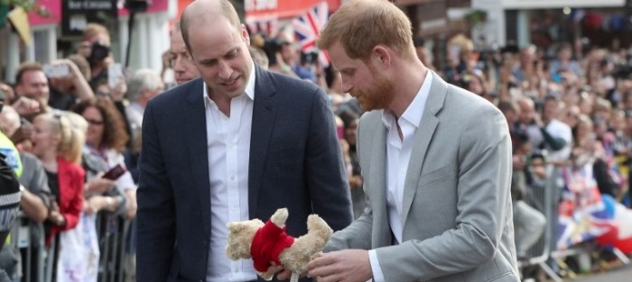 ¿Por qué el príncipe William no estaría en el nacimiento del hijo de su hermano Harry?