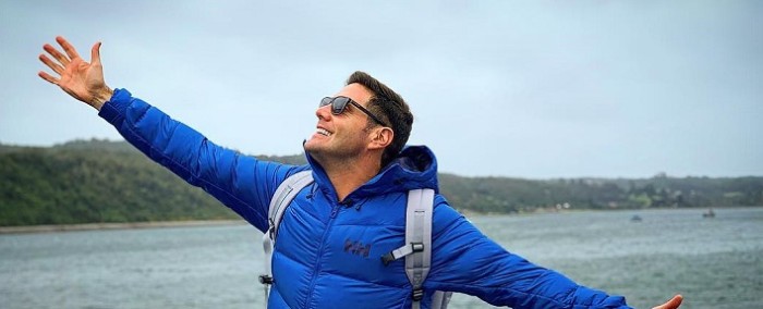 Usuarios en redes indignados tras repetición de capítulos de Lugares Que Hablan y Divina Comida