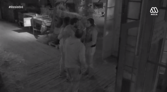 Ariel Levy Resistiré crisis de pánico