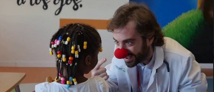 La historia del 'Capitán optimista' que ayudó a niños con cáncer y murió por la misma enfermedad