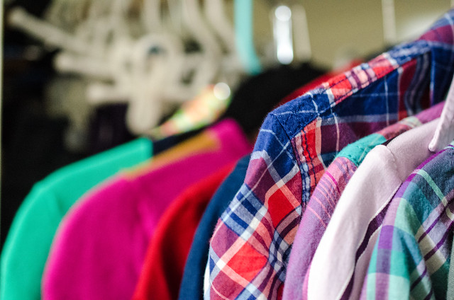 8 tips que toda mujer de baja estatura no debería dejar pasar a la hora de elegir sus prendas