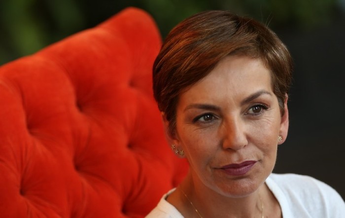 Fran García-Huidobro y bajo rating de Sigamos de largo: 