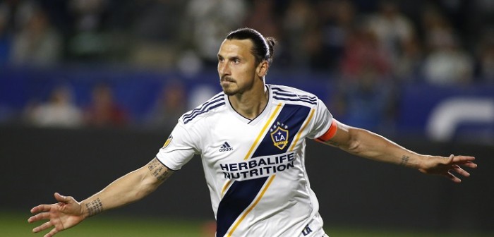 El tierno y noble gesto de Zlatan Ibrahimovic con un niño en la previa de un partido de la MLS