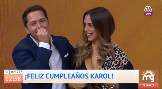 Momento en que polola sorprendió a Karol Lucero en Mucho Gusto