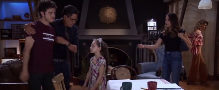 No es primera vez: escena donde envían a Clarita de Pacto de Sangre a tomar helado dejó ola de memes