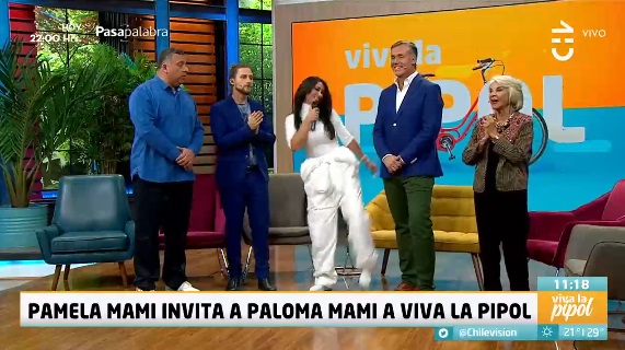 pamela díaz se disfraza como paloma mami