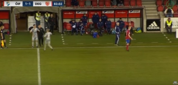 Absurdo pero cierto: le metió dedo en el ojo a su compañero y lo lesionó cuando hacían un cambio