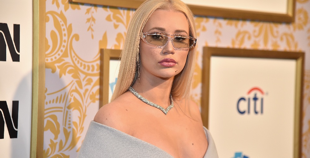 Filtración de fotos íntimas obligó a Iggy Azalea a cerrar sus redes sociales: 