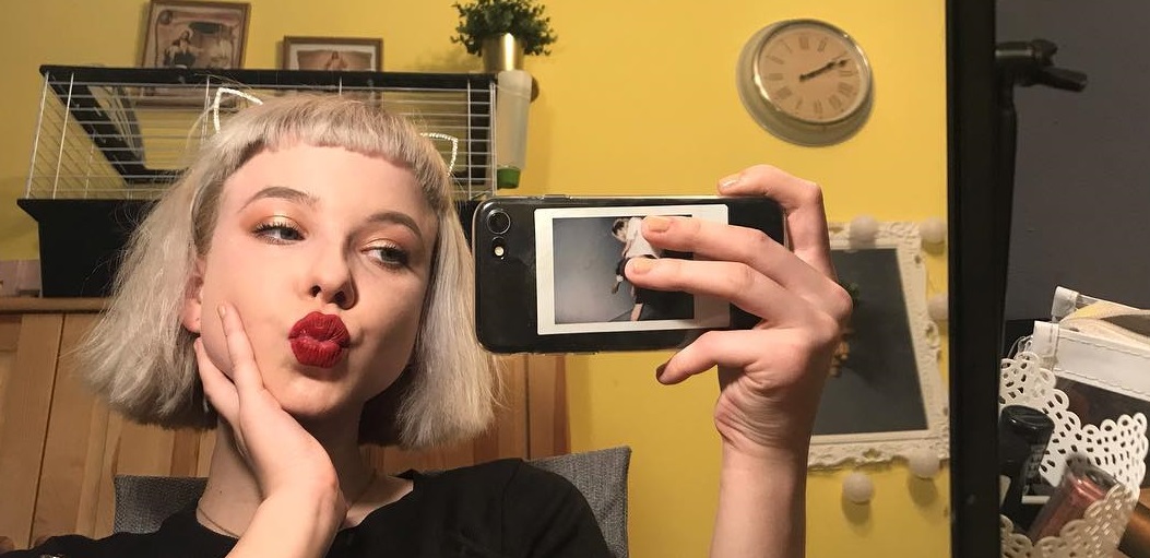 Influencer destrozó estatua de 200 años para sumar seguidores: lo consiguió pero no como quería