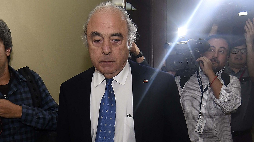 Graban agresión de diputado RN René Manuel García a periodista: cámaras de seguridad lo delataron