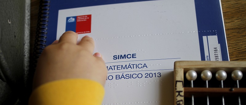 Permitido 'copiar' y usar celular: liceo en Los Ángeles reveló cómo subió puntajes en último Simce