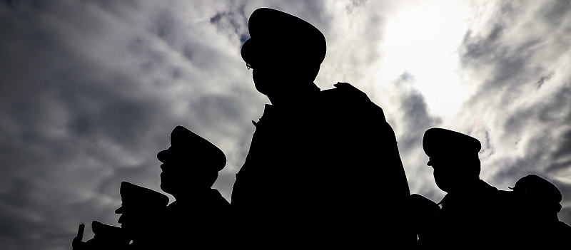 Condenan a carabinero por violar a niña de 13 años en Negrete: la dejó embarazada