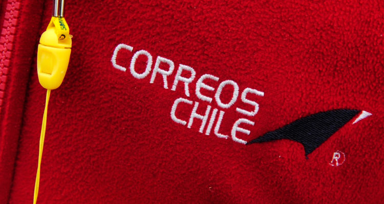 Por filtración de tarjetas de crédito: Sernac presentó demanda colectiva contra Correos de Chile