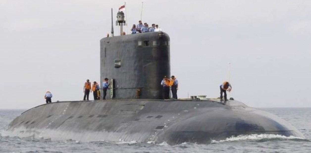 Insólito error dañó submarino de 3 millones de dólares en India: olvidaron cerrar una escotilla