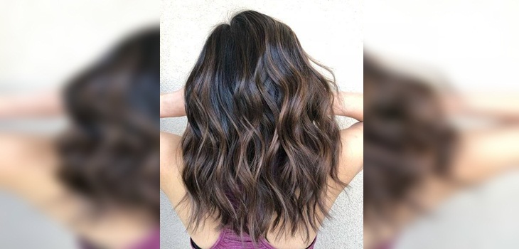 Luces en cabello ceniza