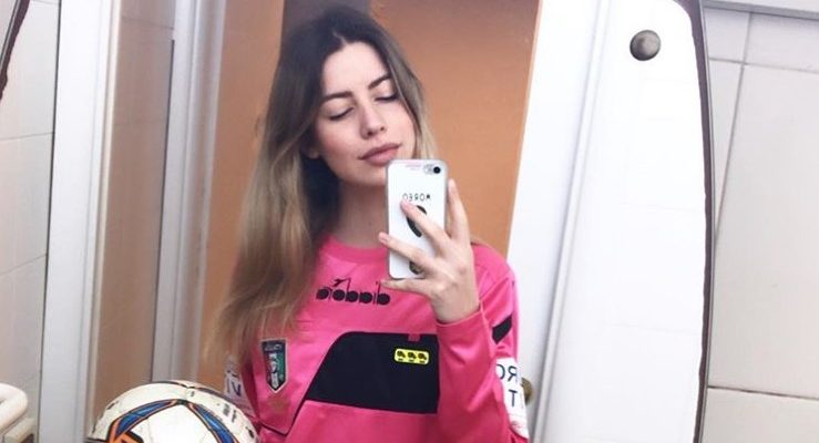 Vergüenza en Italia: jugador se bajó los pantalones frente a una árbitro y la desafió a tener sexo