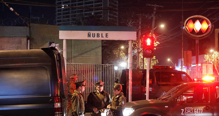 Víctima de violación grupal en Ñuñoa dejó terapia: reconstitución de escena habría sido traumática