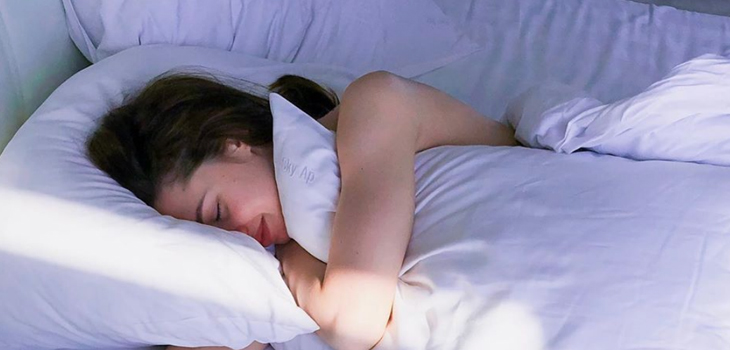 ¿Duermes con la puerta de tu pieza abierta o cerrada? La mejor opción según bomberos de EEUU