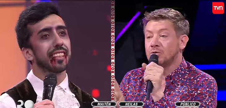 Sandro Álvarez y su 'regaño' a compañero del staff de bailarines de 'Rojo' que no pasó desapercibido