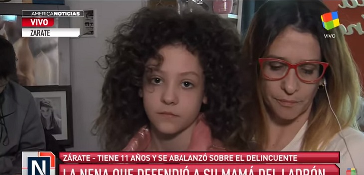 Niña argentina de 11 años golpeó a delincuente para defender a su madre de un violento asalto