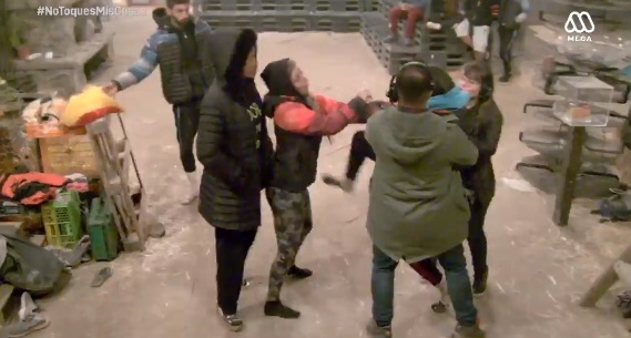 Pelea de Aída y Sara en Resistiré