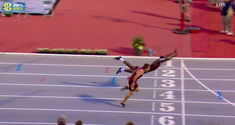 Atleta saltó a lo Superman para cruzar la meta y ganar competencia: su maniobra se volvió viral