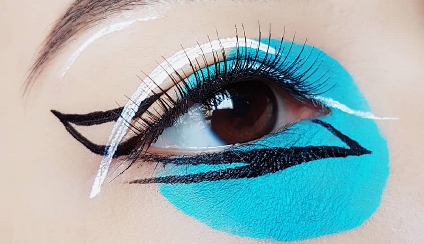 Delineado gráfico: la última tendencia en maquillaje que podría destronar para siempre al 'cat eye'