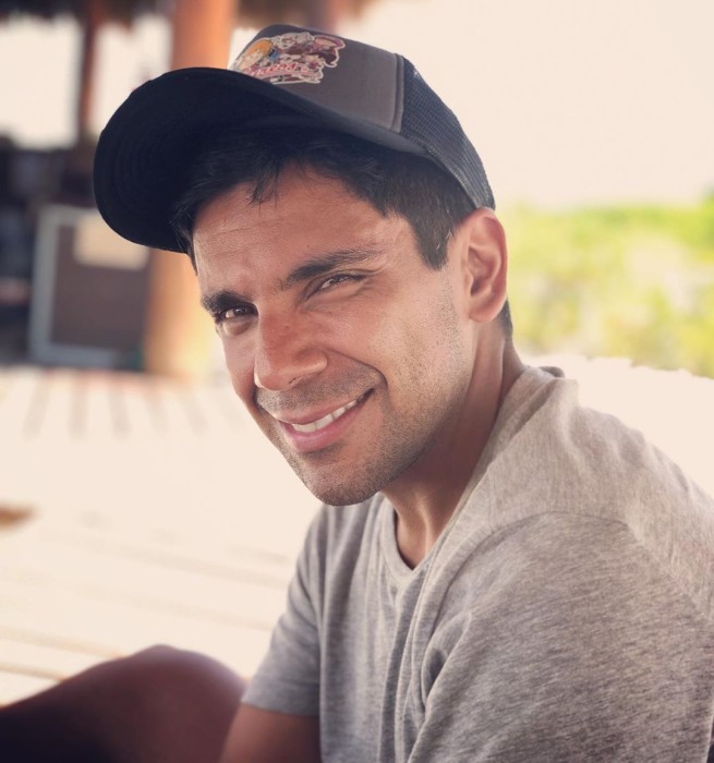 Juan Pablo Queraltó recibió críticas por compartir foto de su hijo promocionando reconocida marca