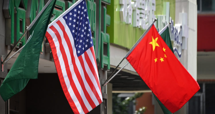 Estados Unidos no aplicará nuevos aranceles a importaciones chinas y reanudarán negociaciones