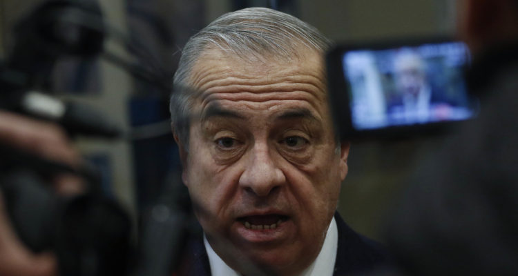 Ley del Cáncer: ministro Jaime Mañalich califica de 