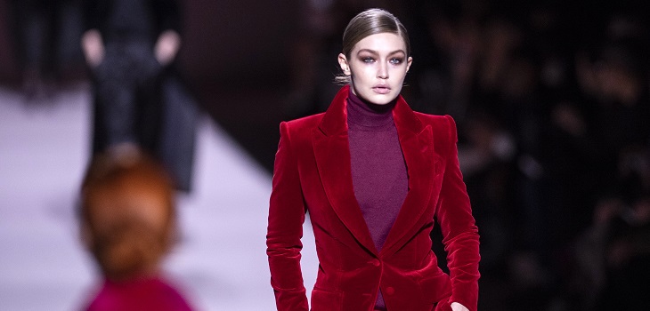 Los colores que son tendencia en esta temporada y que levantarán tu look invernal