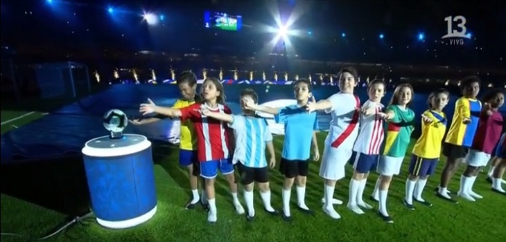 Parecía de Paraguay: error en camiseta de Chile durante inauguración de Copa América desata la furia