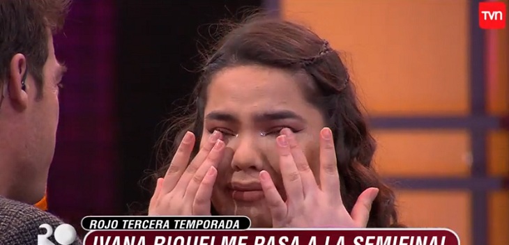 ivanna emcionada por llegar a semifinal de rojo