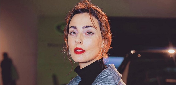 Fue por una buena causa: el comentado topless de Javiera Díaz de Valdés en Instagram