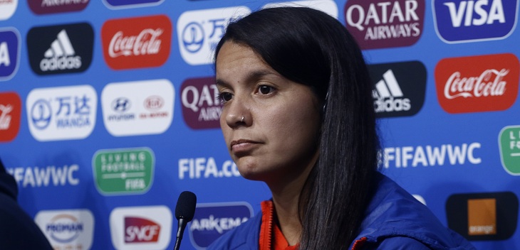 La férrea defensa de Karen Araya al técnico José Letelier: 