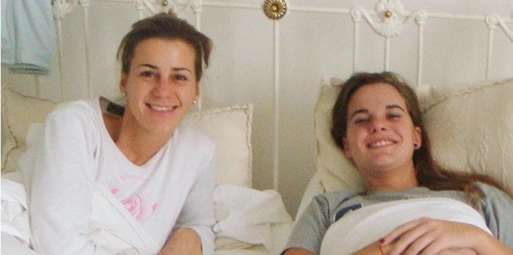 jovenes patricia larrain y javiera suarez