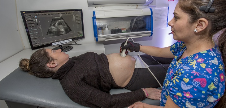 Telemedicina: tecnología 5G permitió realizar la primera ecografía a distancia en La Granja