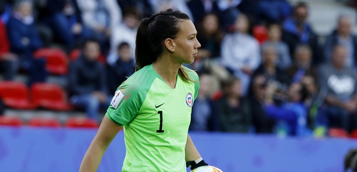 ¿La mejor tapada en lo que va del Mundial? Christiane Endler se lució en el debut de la 'Roja'