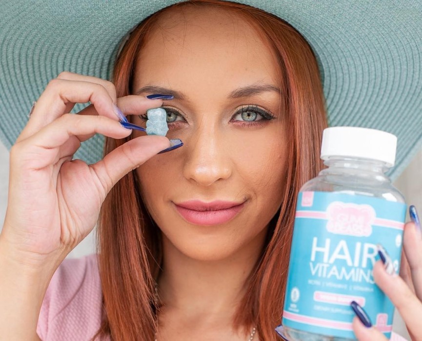 ISP alerta que 'gomitas' con vitaminas promocionadas por influencers no tienen registro sanitario