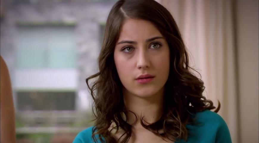 Hazal Kaya, actriz de 
