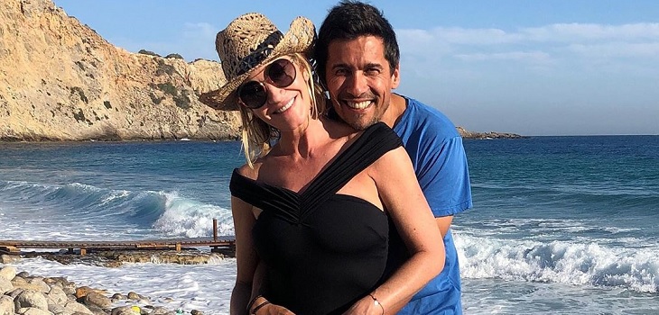 Marcela Vacarezza compartió foto de su juventud y sorprendió por el gran parecido con su hija