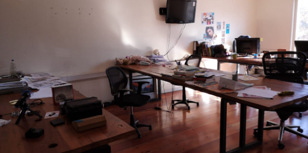 Robo en oficinas de medio the Clinic