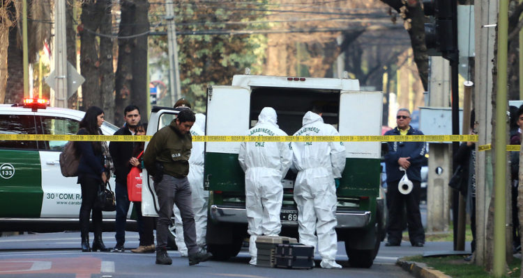 Funcionaria municipal de El Bosque declara como víctima tras uso de su nombre en paquetes bomba