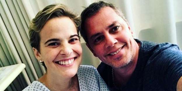 La dedicatoria de Viñuela a Javiera Suárez a un mes de su muerte: 