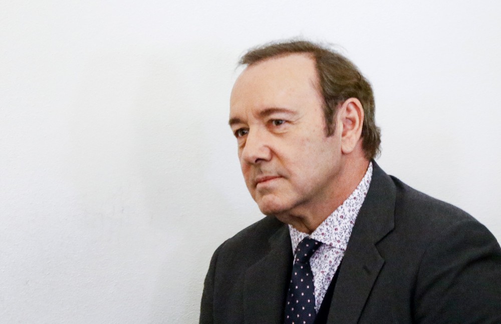 Retiran cargos de agresión sexual contra el actor de 