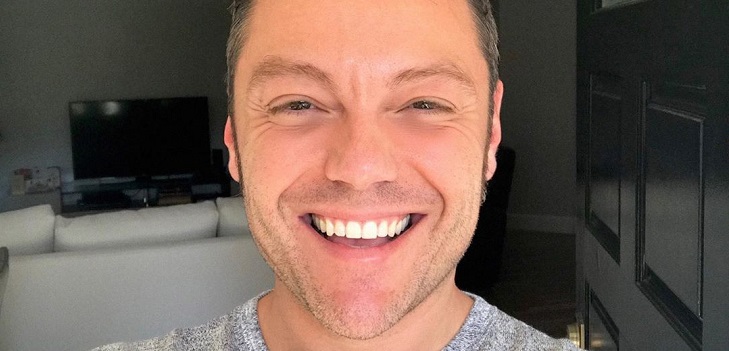 Tiziano Ferro se casó en una íntima ceremonia con su novio de 54 años: compartió romántica postal